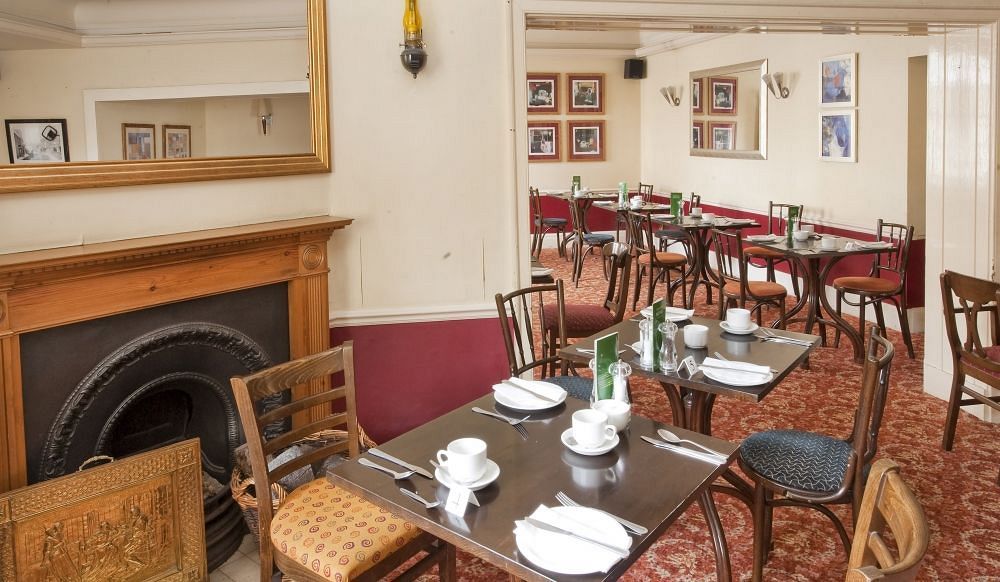 King'S Head Hotel By Greene King Inns Wimborne Minster Kültér fotó